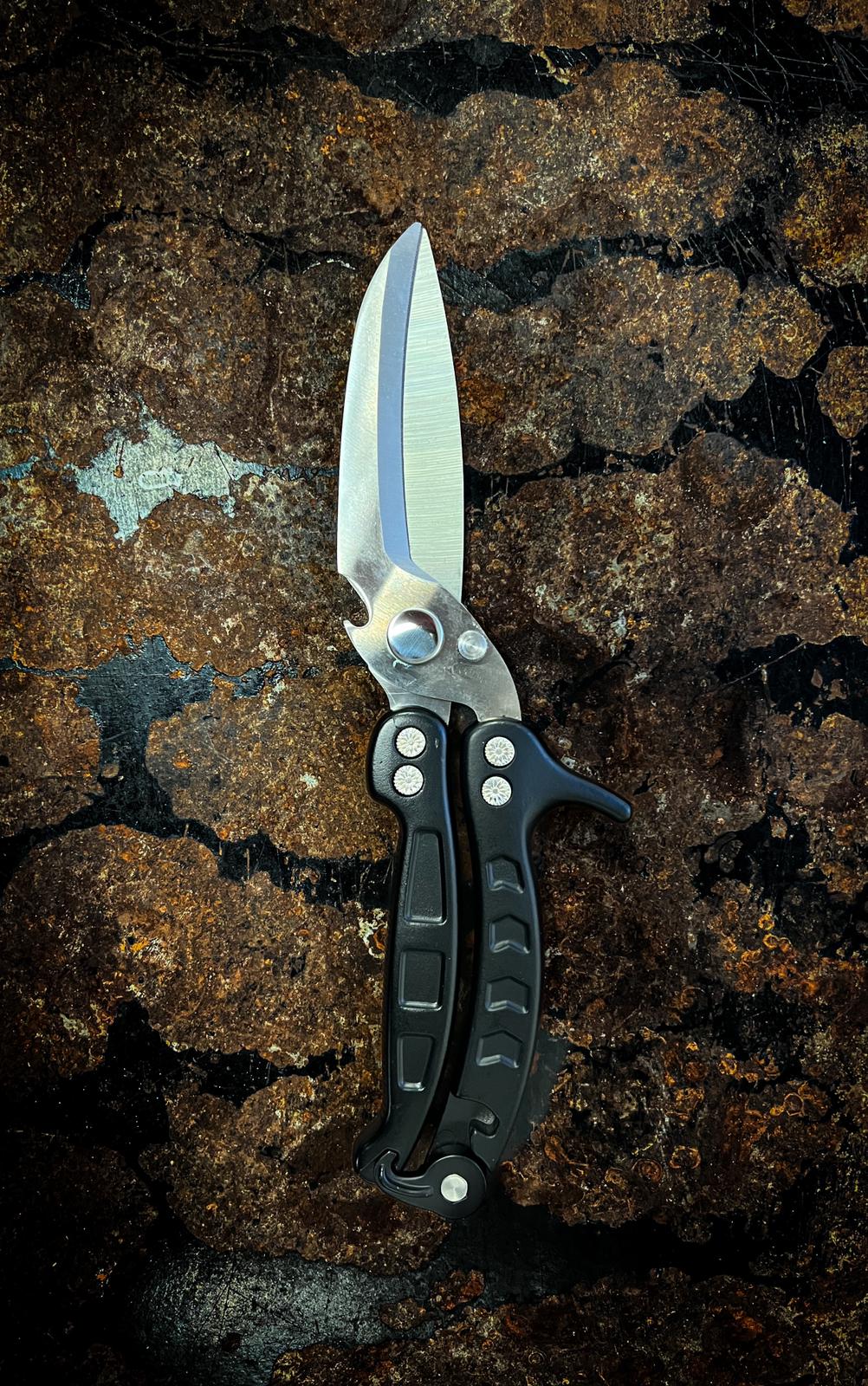 Heavy duty scissors